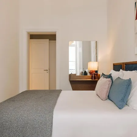 Ando Living - Abrantes 50 House 4*