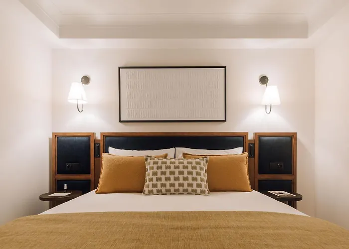 Ando Living - Abrantes 50 House 4*