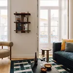 Lejlighedshotel Ando Living - Abrantes 50 House