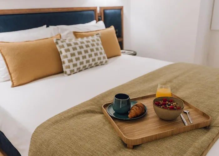 Ando Living - Abrantes 50 House Appart hôtel