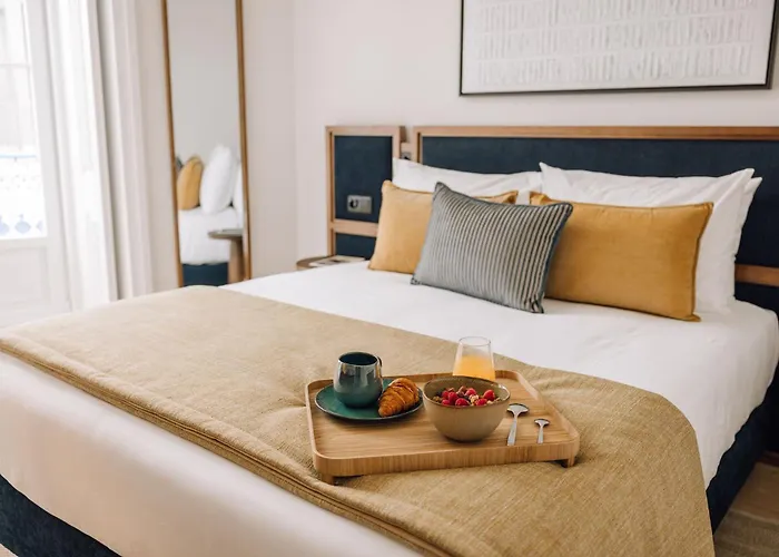 Ando Living - Abrantes 50 House Appart hôtel